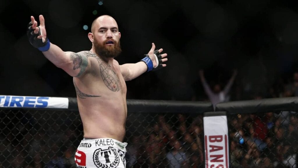 travis browne1