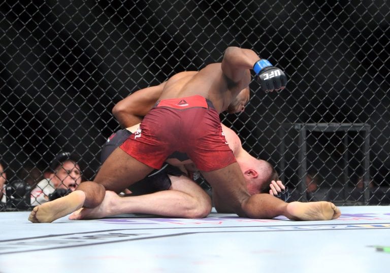 Highlights: Vicious Body Shot Kicks Off UFC on FOX 31