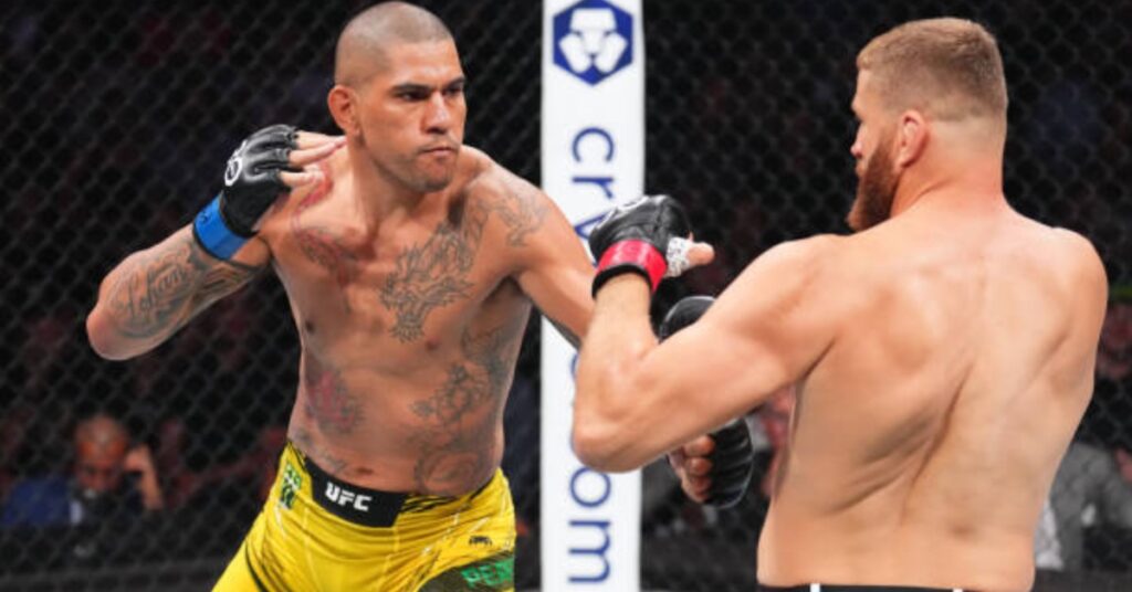 Alex Pereira wins light heavyweight debut with split decision over Jan Blachowicz UFC 291 Highlights