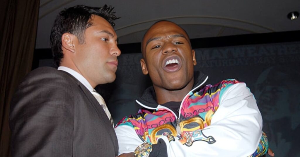 Oscar De La Hoya calls out Floyd Mayweather: 'Stop embarrassing yourself'