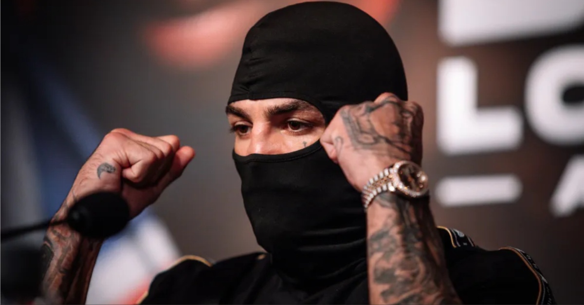 Jake Paul vs. Mike Perry should have been 'Bare knuckle, p*ssy' says Joe Rogan