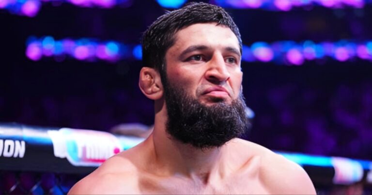 Joe Rogan ranks Khamzat Chimaev's wrestling over Khabib Nurmagomedov's after stunning submission