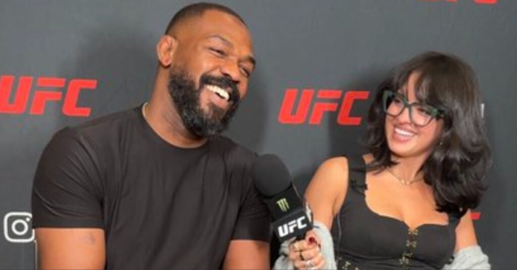 Jon Jones Apologizes to Mexican Fans over Jeans Fiasco: "I Was an Idiot."