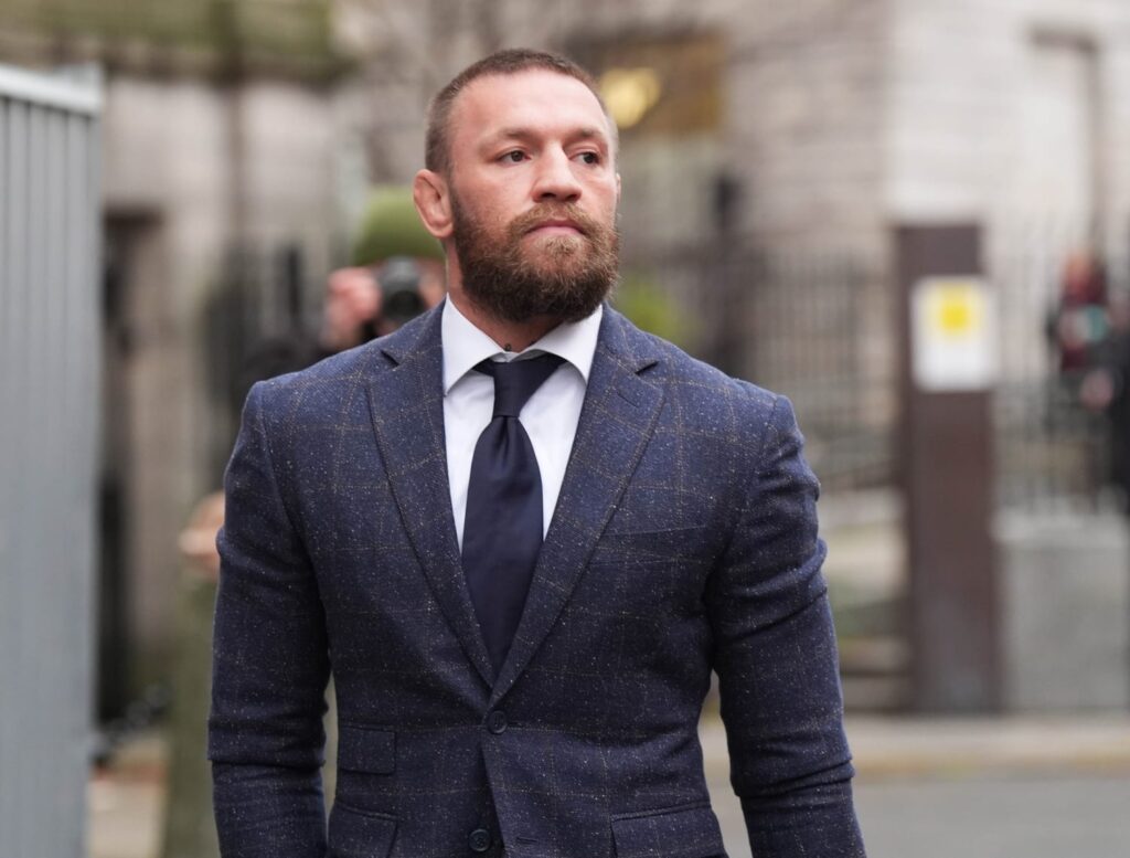 241122 Conor McGregor al 1238 fa7e98