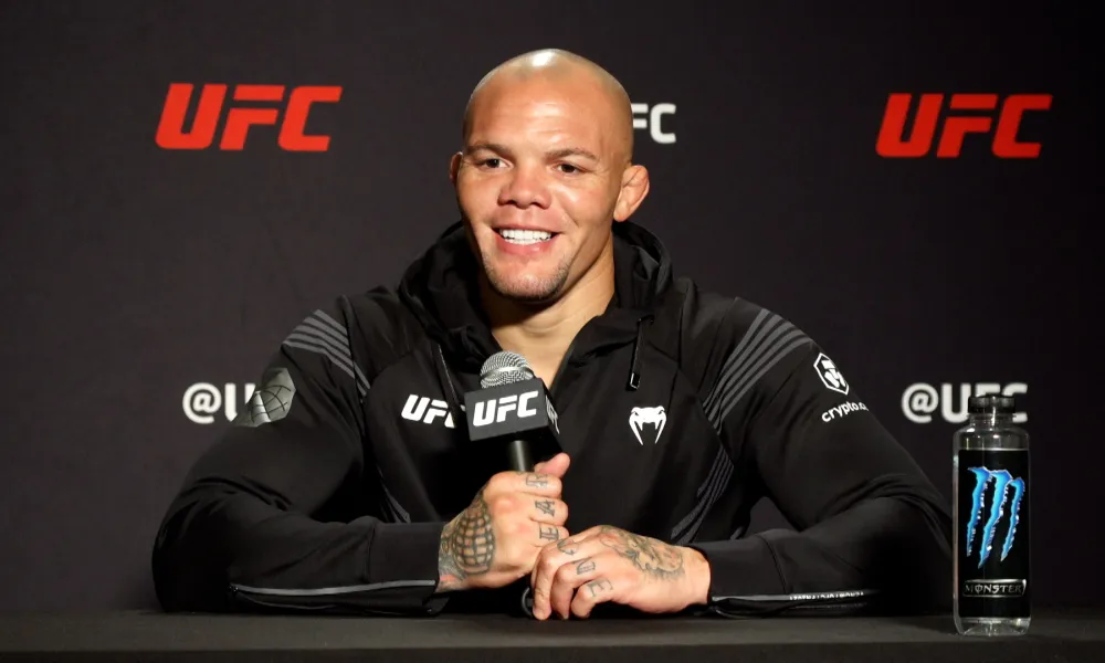 Anthony Smith UFCVegas37