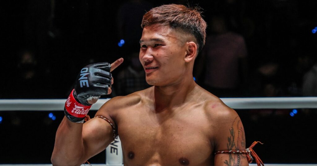 Kulabdam Scores Controversial Decision Victory Over Ex-UFC Star John Lineker: ONE Fight Night 27 Highlights