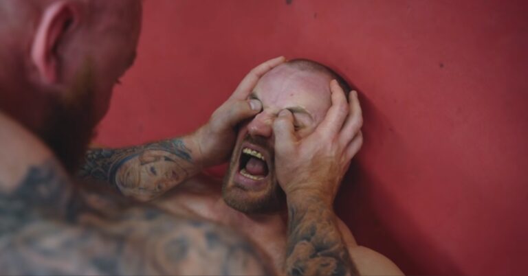 Watch: When 400lb ‘The Mountain’ Hafthor Bjornsson Grappled a 170lb UFC Fighter You Need to See