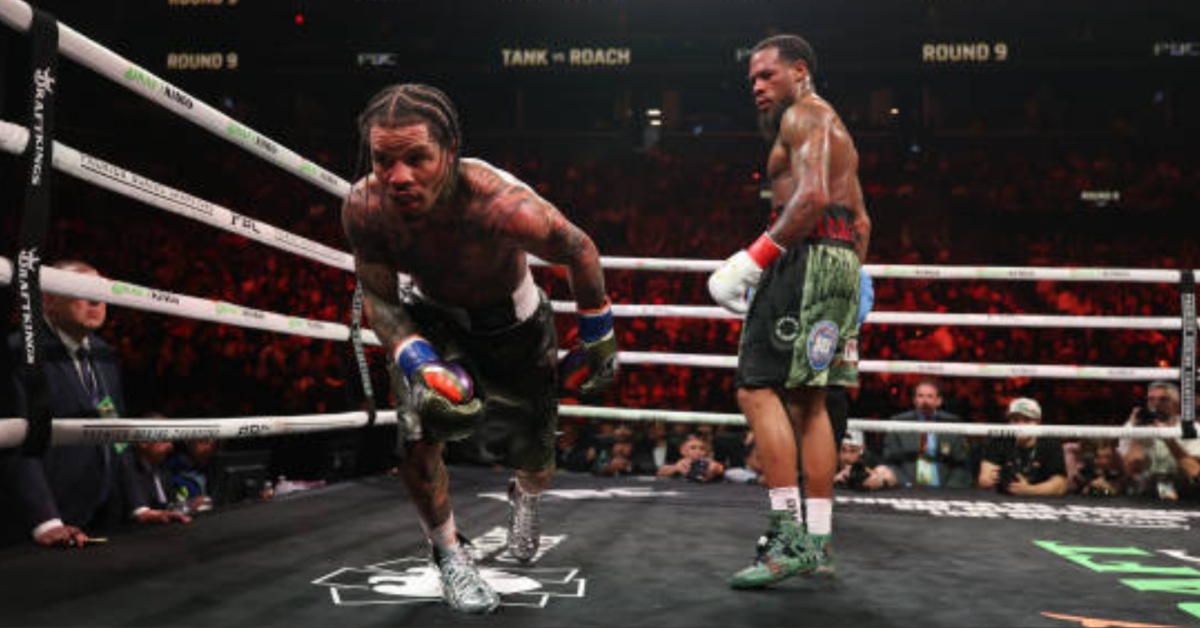 Controversial Non-Call Results in Gervonta Davis Retaining His WBA Title Against Lamont Roach - Davis vs. Roach Highlights